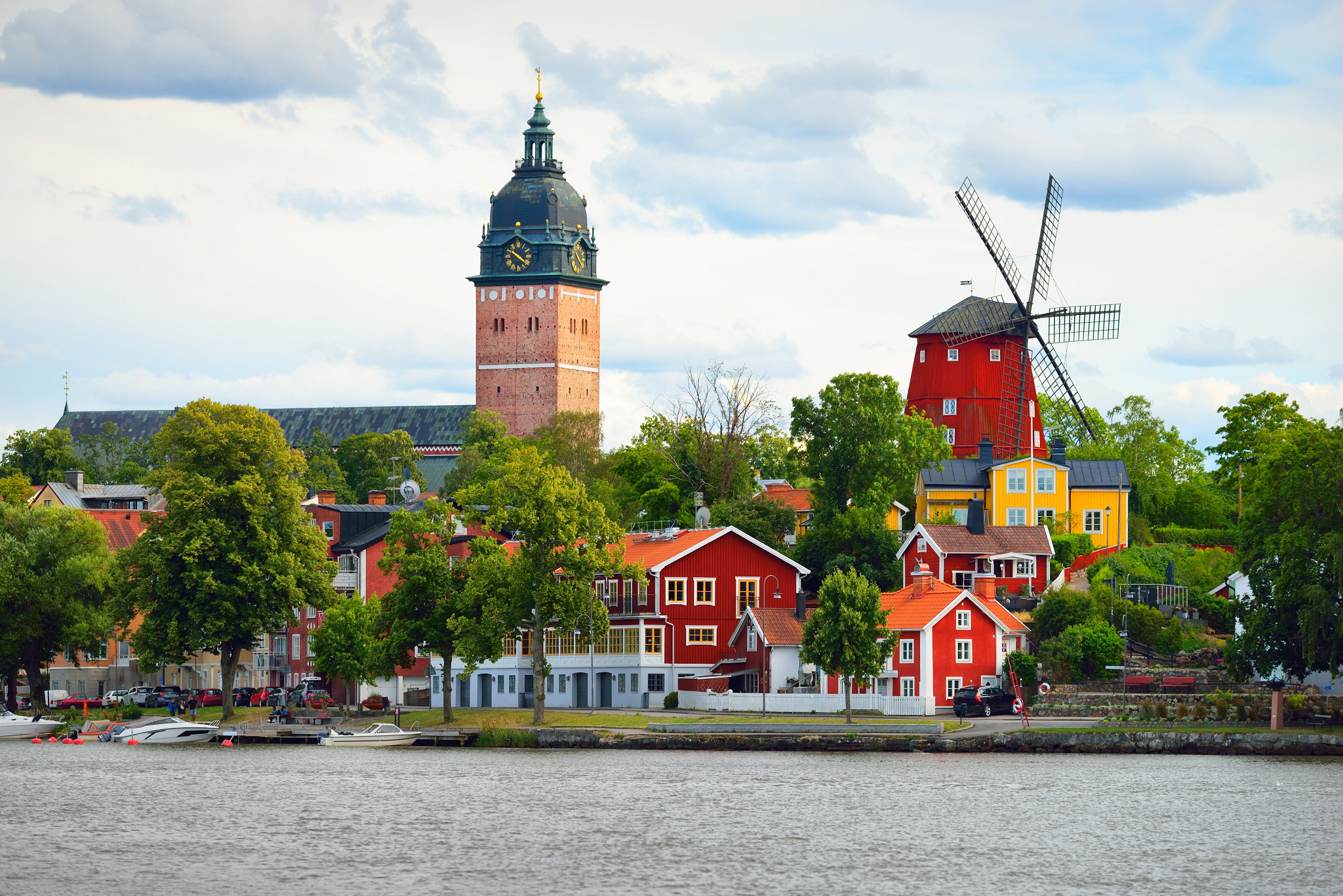 Läs mer om artikeln meOne fortsätter samarbetet med Strängnäs kommun